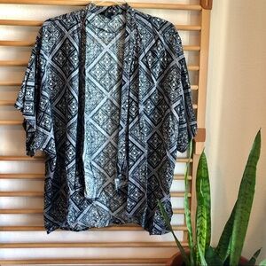 Forever 21 | Geometric kimono top